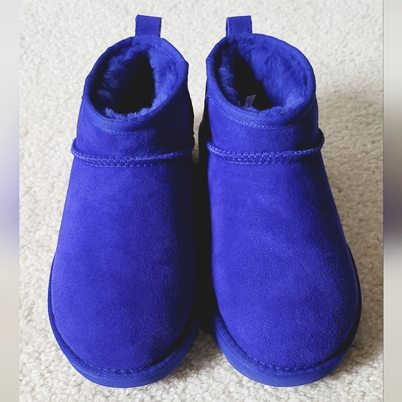 NIB UGG Classic Ultra Mini Sz 6 Blue - Picture 2 of 6
